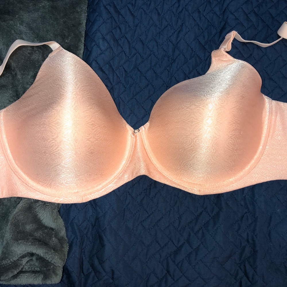 NWOT Vanity Fair bra